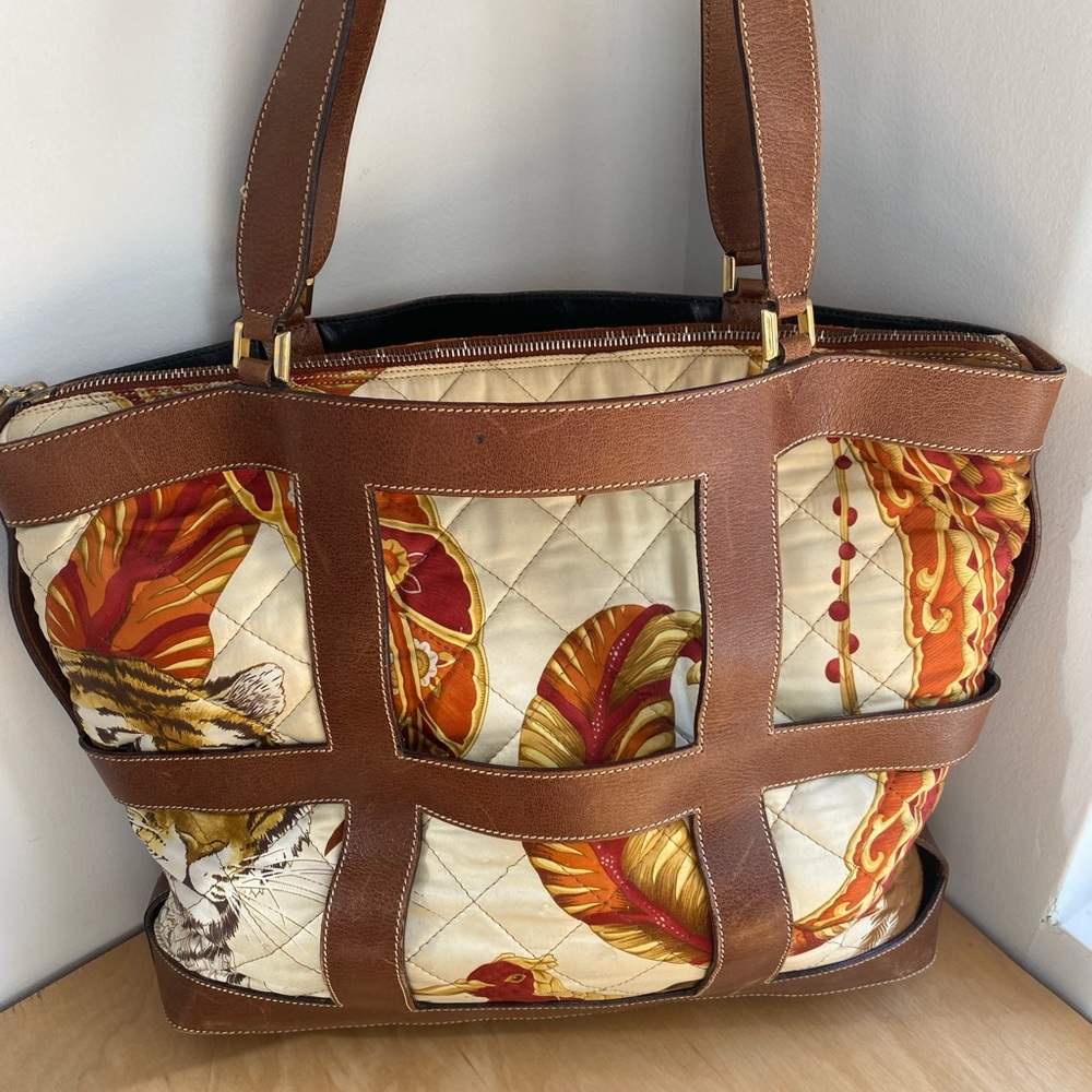 Vintage Ferragamo leather bag with silk insert and cotton insert